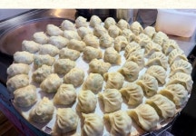 딸만셋의 만두와냉면 번동점