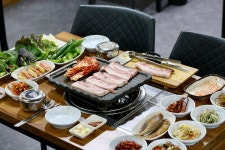 우렁이쌈밥삼겹살