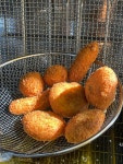 더맛있는꽈배기&고로케