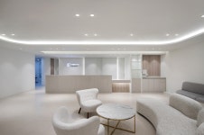 슈어플란트치과의원