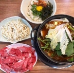 이나경등심샤브칼국수 광교점
