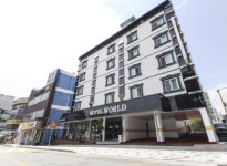 월드호텔
