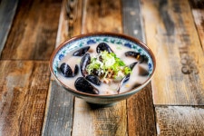 얼맥당 홍대카페거리점