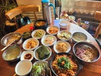 소박하지만 근사한 밥상