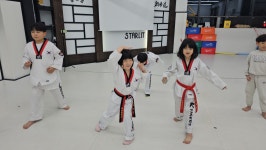 루원시티 한빛태권도장