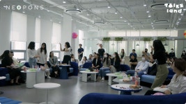문보우크리에이티브그룹 | 원스텝크리에이티브미디어그룹