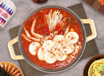 YS food 찌개에 밥이 그냥 뚝딱