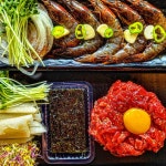 김천재의육회반한연어 신논현본점