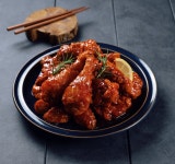 찌웅이네숯불두마리치킨 광양점