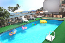 베러키즈풀빌라