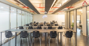 애니포스웹툰학원 대치본원