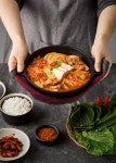 돈가네김치찌개 교대점