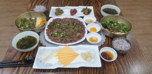 명품한우자연밥상 김해삼계본점