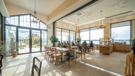 애모시옹풀빌라