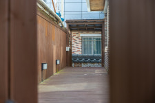 더민박