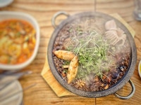 돌판짜장 짜마 수원행궁동본점