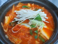양푼이생고기김치찌개 충무로본점
