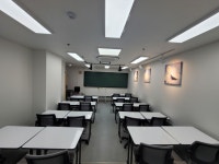 이정우국어학원