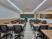 이정우국어학원