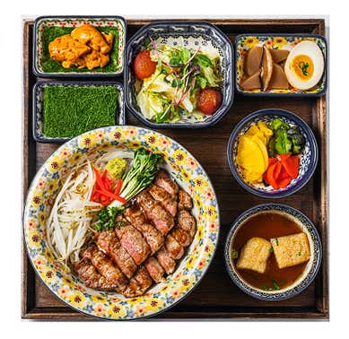 우니 스테이크 덮밥 한상차림(S)