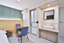 캄레스트 호텔 사상