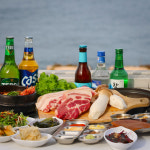 돌담위에흑돼지