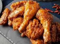 냠냠숯불두마리치킨 포항오천점