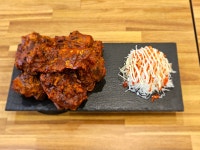 백돈뼈칼국수감자탕