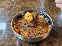 BHC치킨 연꽃메밀막국수