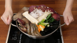 해물시장손칼국수
