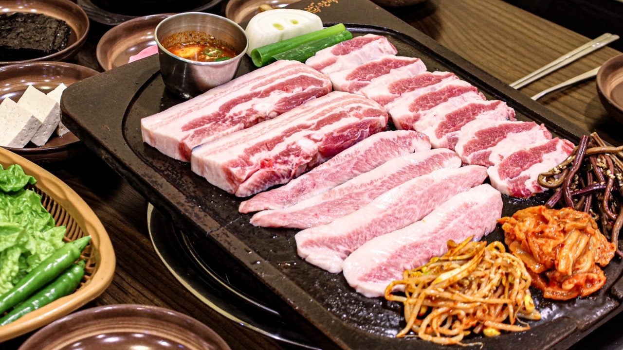 돈풍 노형흑돼지