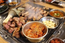 감성돼지