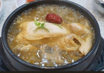 운현궁한방삼계탕