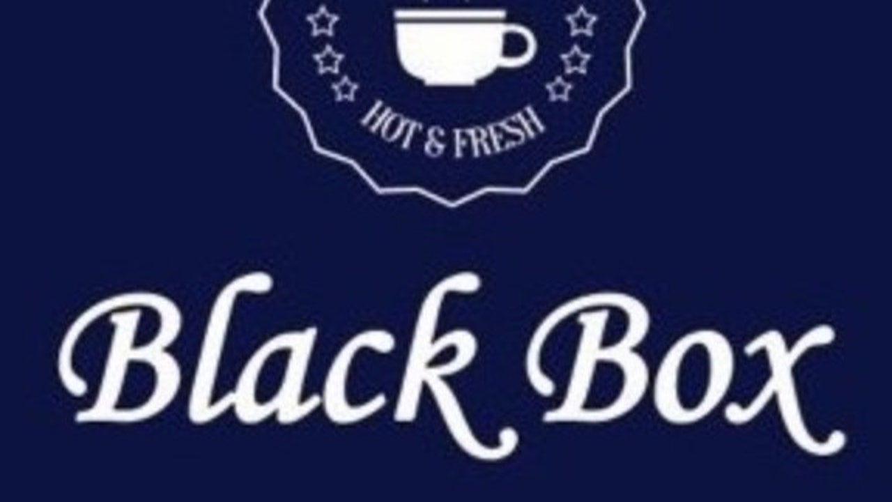 cafe blackbox coffee&dessert
