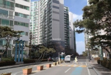 선사현대상가월드공인중개사사무소