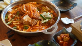 사랑담은묵은지찜찌개 본점