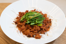 발리동천