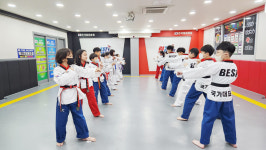 베스트태권도 런투유줄넘기