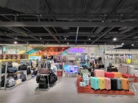 쌤소나이트레드 현대백화점유플렉스중동점