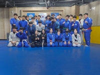 용인대유도체육관