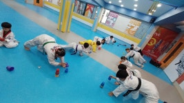 동아대힘찬태권도