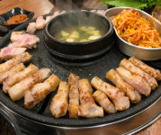 미친생고기 군자역점