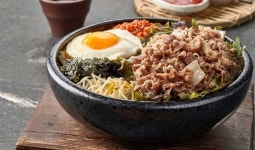 고기듬뿍대왕비빔밥&냉면 수완점