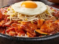 고기듬뿍대왕비빔밥&냉면 수완점