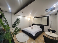 호텔 앤 스테이혜윰