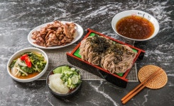 서울돼지불백갈비막국수