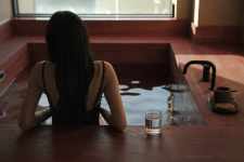 흘로 부산