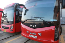 성화투어 세차장