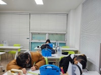 딱풀리는수학에토스학원