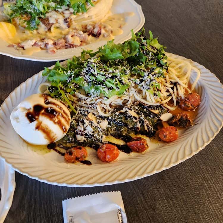부라타치즈 바질 냉 파스타